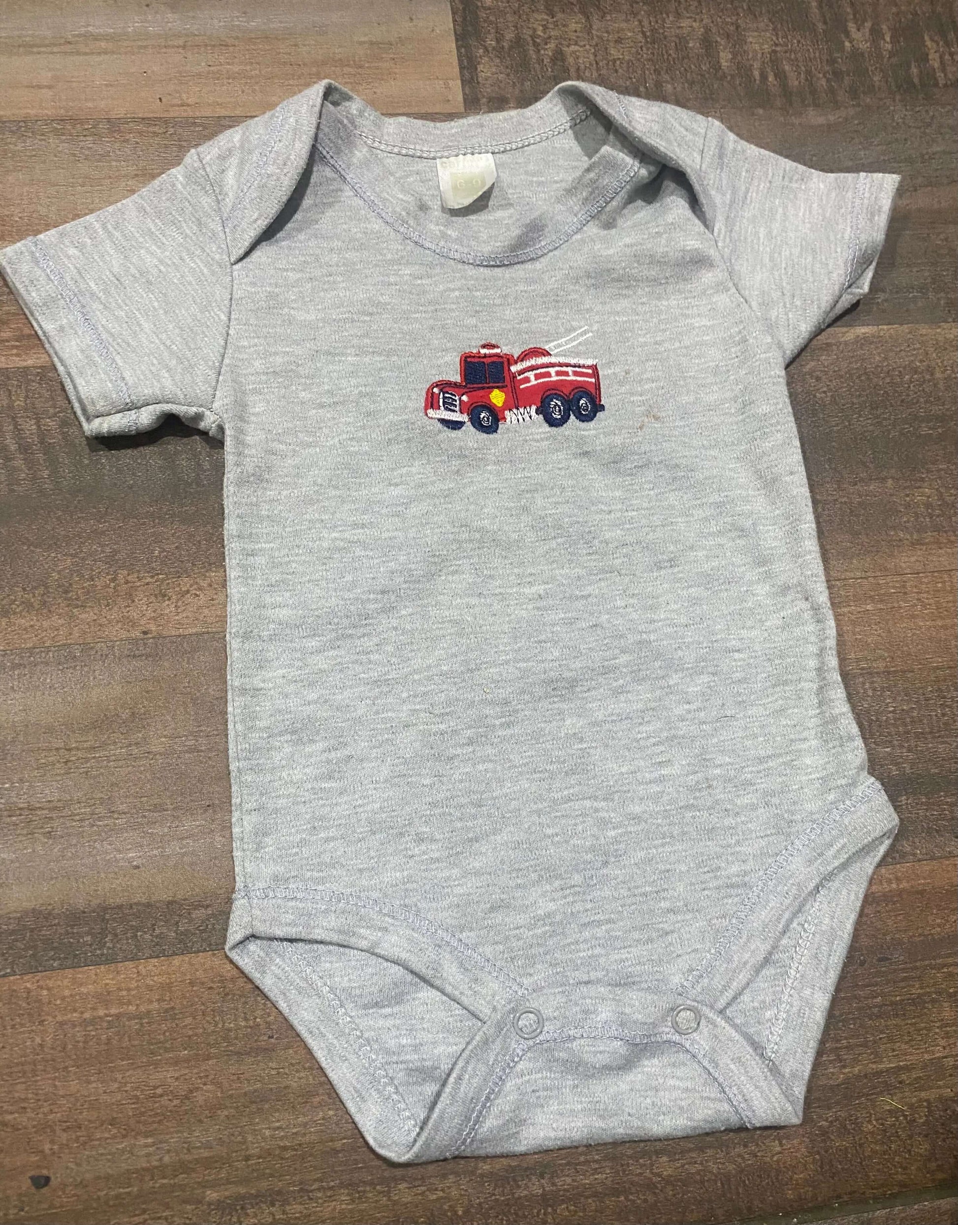 Thrift Body Suit 6-9 Months La Mimz Beauty & Fashion Store