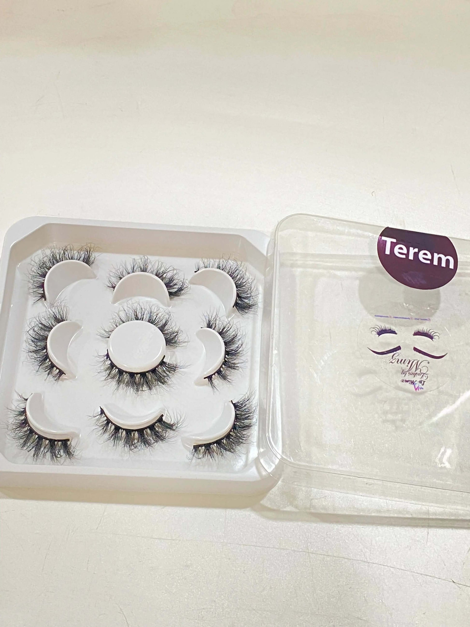 Lashes by Mimz - Terem La Mimz Beauty & Fashion Store