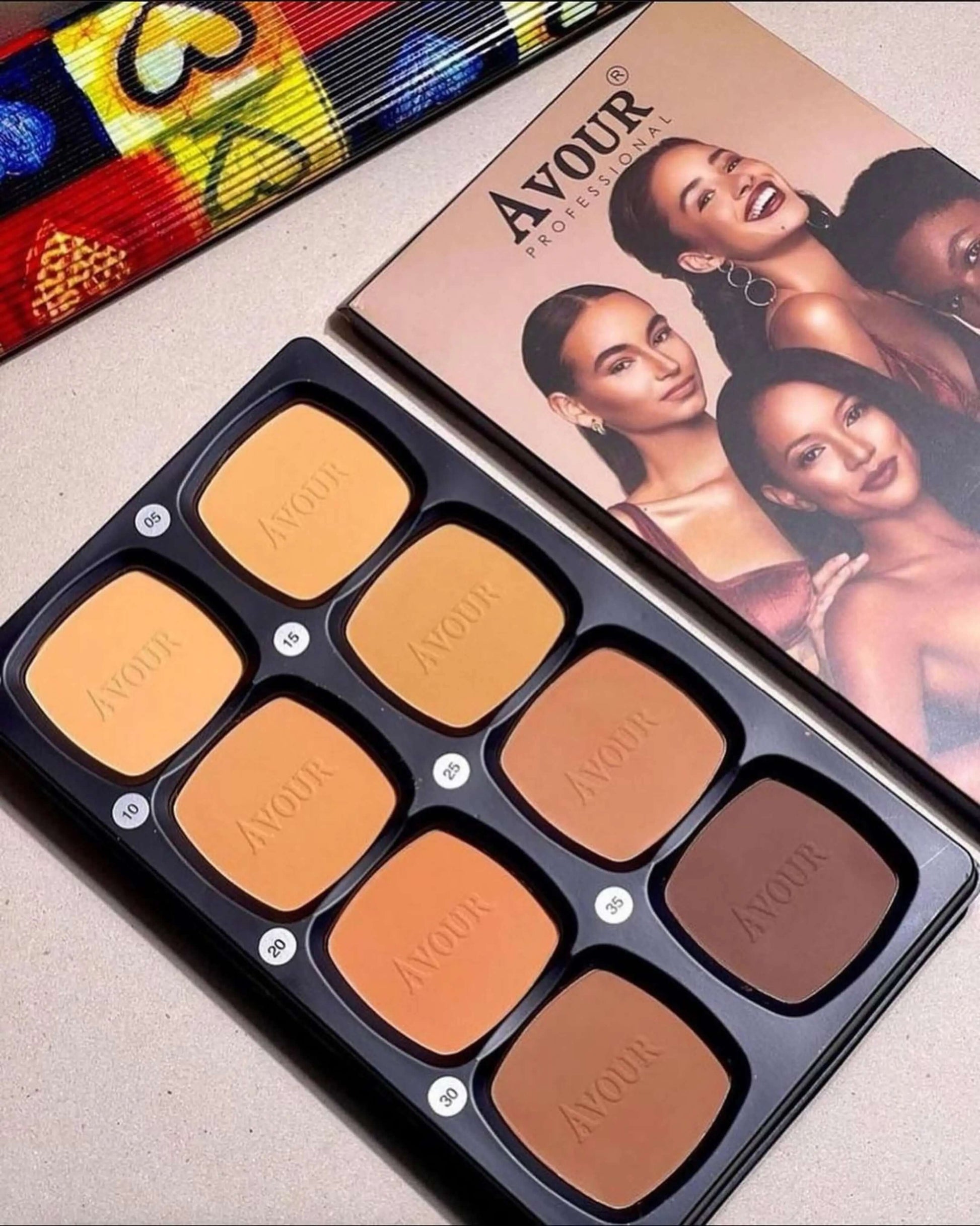 Avour 8 in 1 Powder Palette La Mimz Beauty & Fashion Store