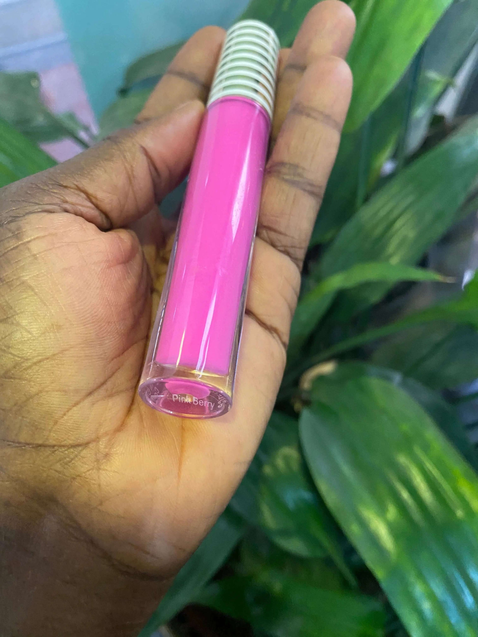 Issa & Dose All Day Confidence Lip Gloss - La Mimz Beauty & Fashion Store