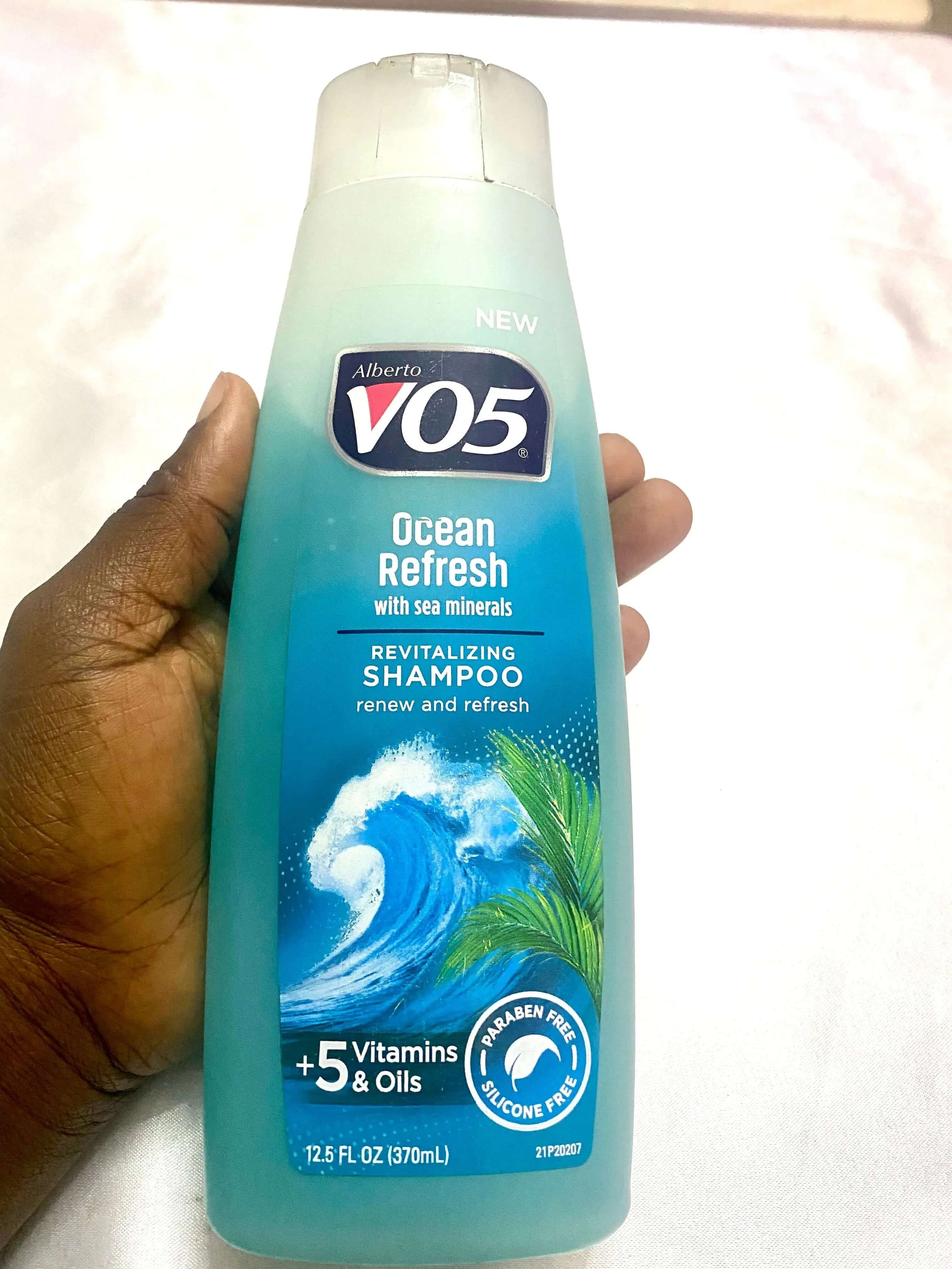 V05 Revitalizing Shampoo - Ocean Fresh - La Mimz Beauty & Fashion Store