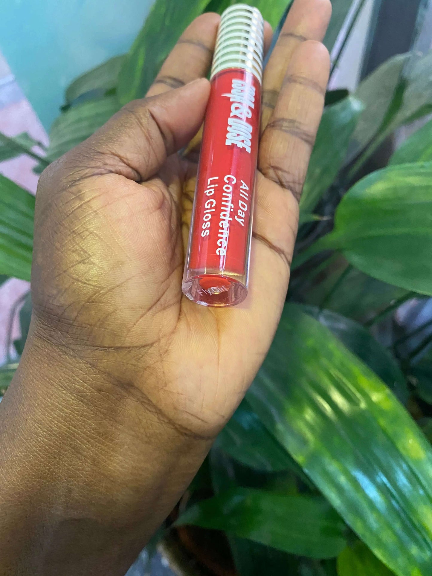 Issa & Dose All Day Confidence Lip Gloss - La Mimz Beauty & Fashion Store