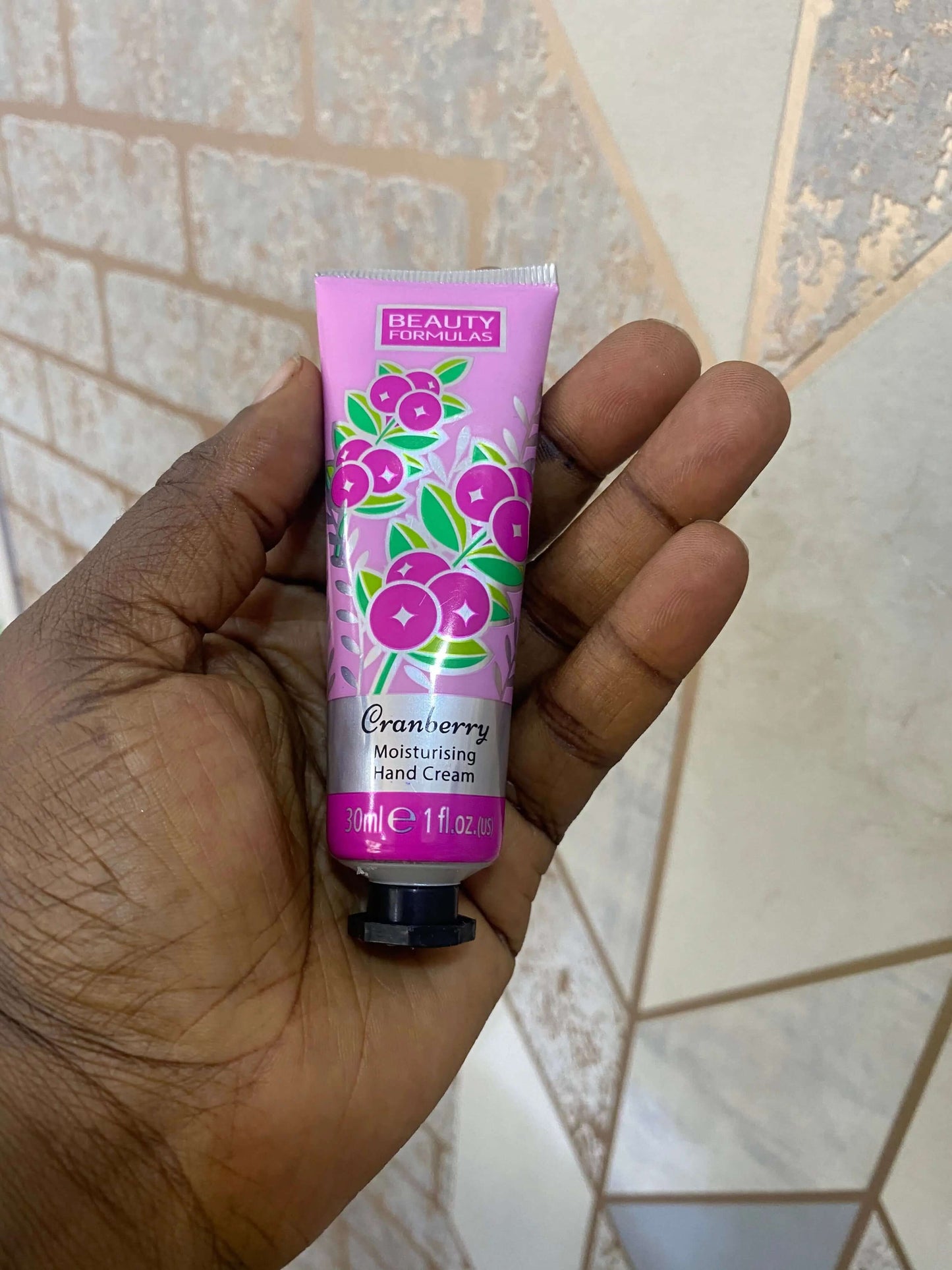 Beauty Formulas Cranberry Moisturising Hand Cream - La Mimz Beauty & Fashion Store