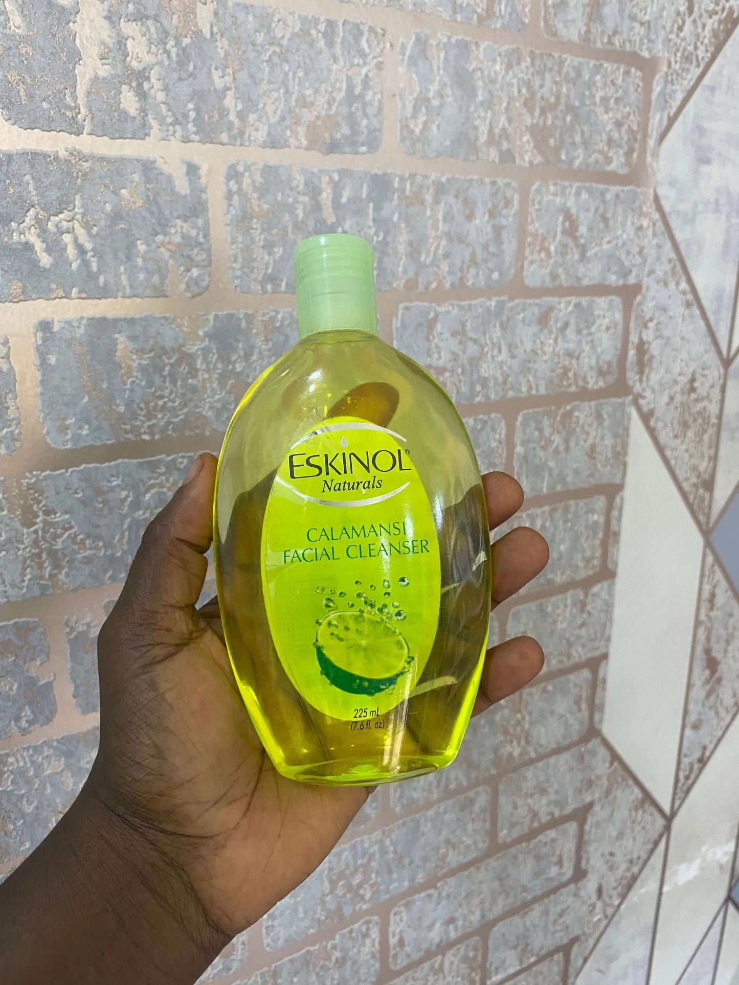 Eskinol Calamansi Facial Cleanser - La Mimz Beauty & Fashion Store