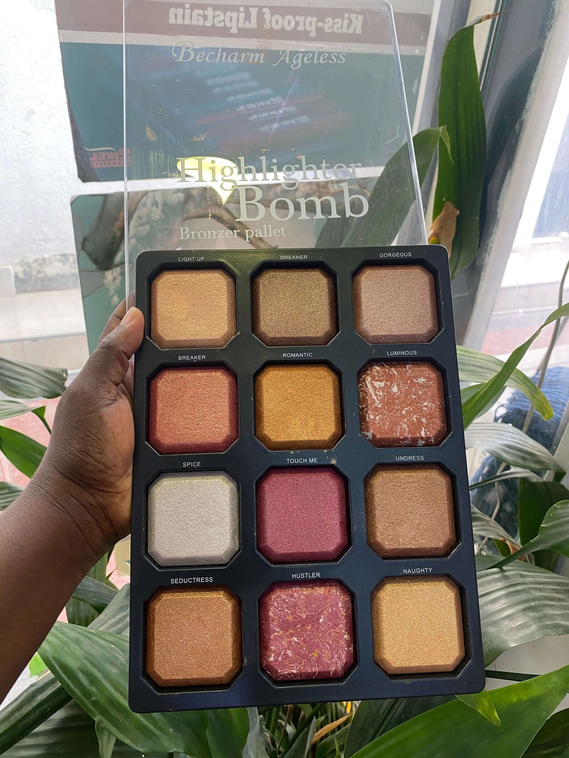 Becharm Highlighter Bomb Bronzer Palette - La Mimz Beauty & Fashion Store