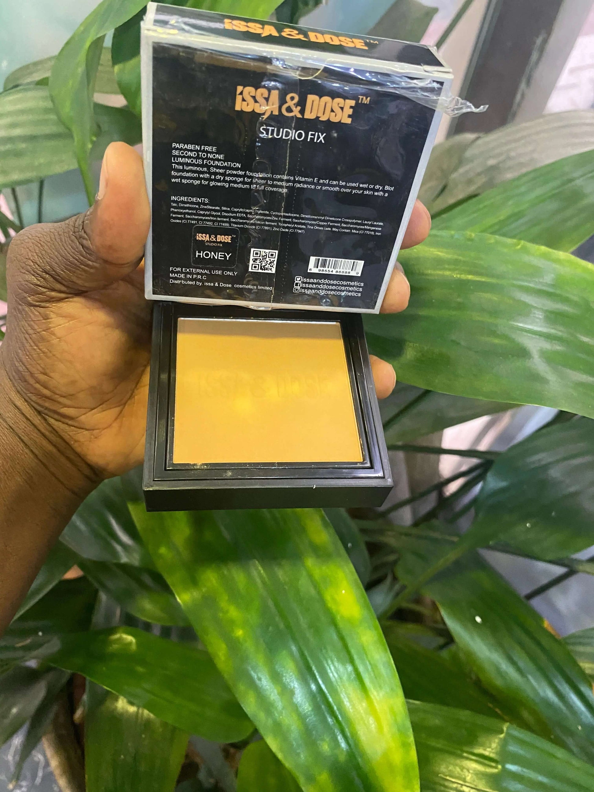 Issa & Dose Studio Fix Powder - La Mimz Beauty & Fashion Store