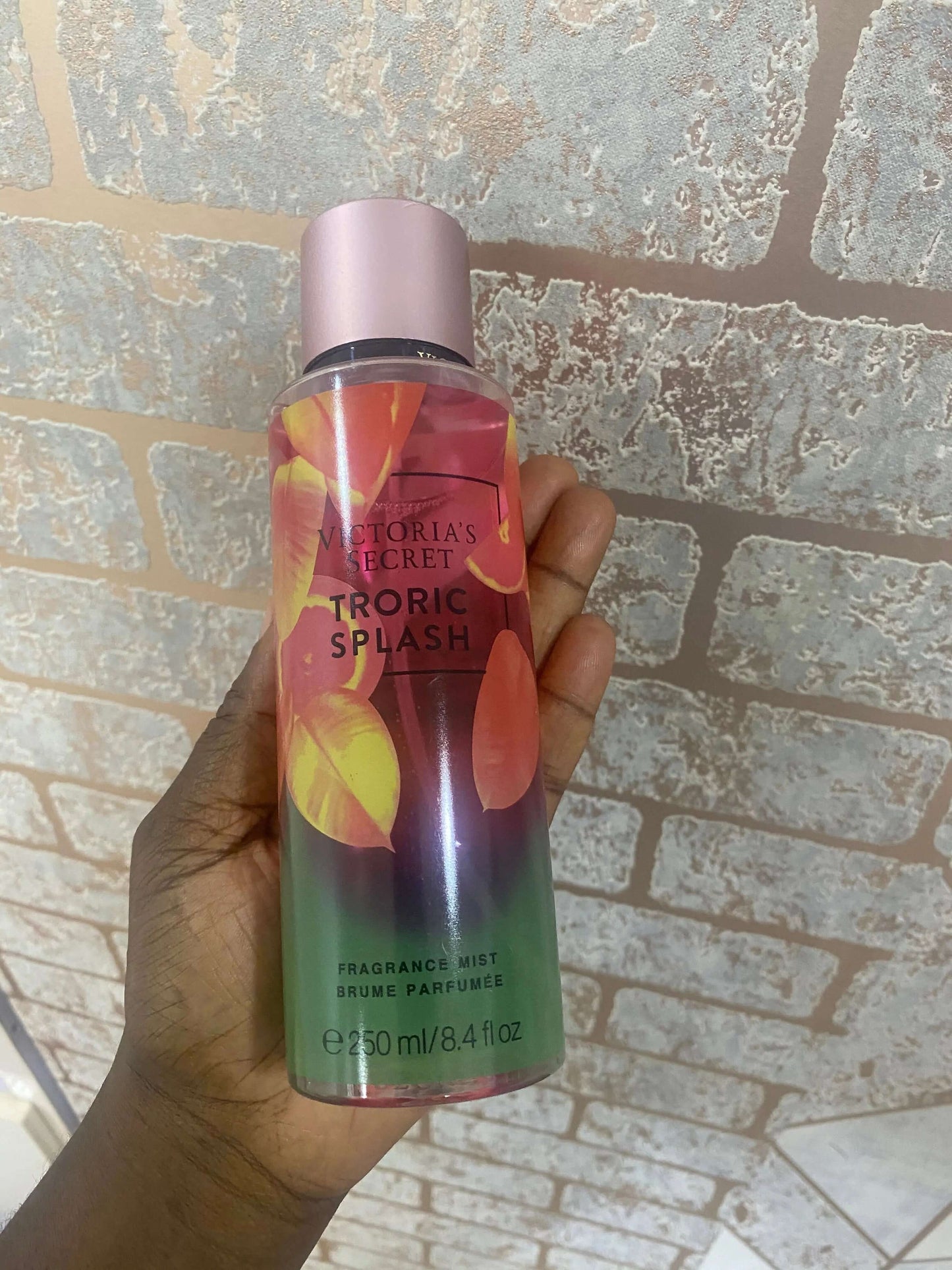 Victoria’s Secret Fragrance Mist - Tropic Splash - La Mimz Beauty & Fashion Store