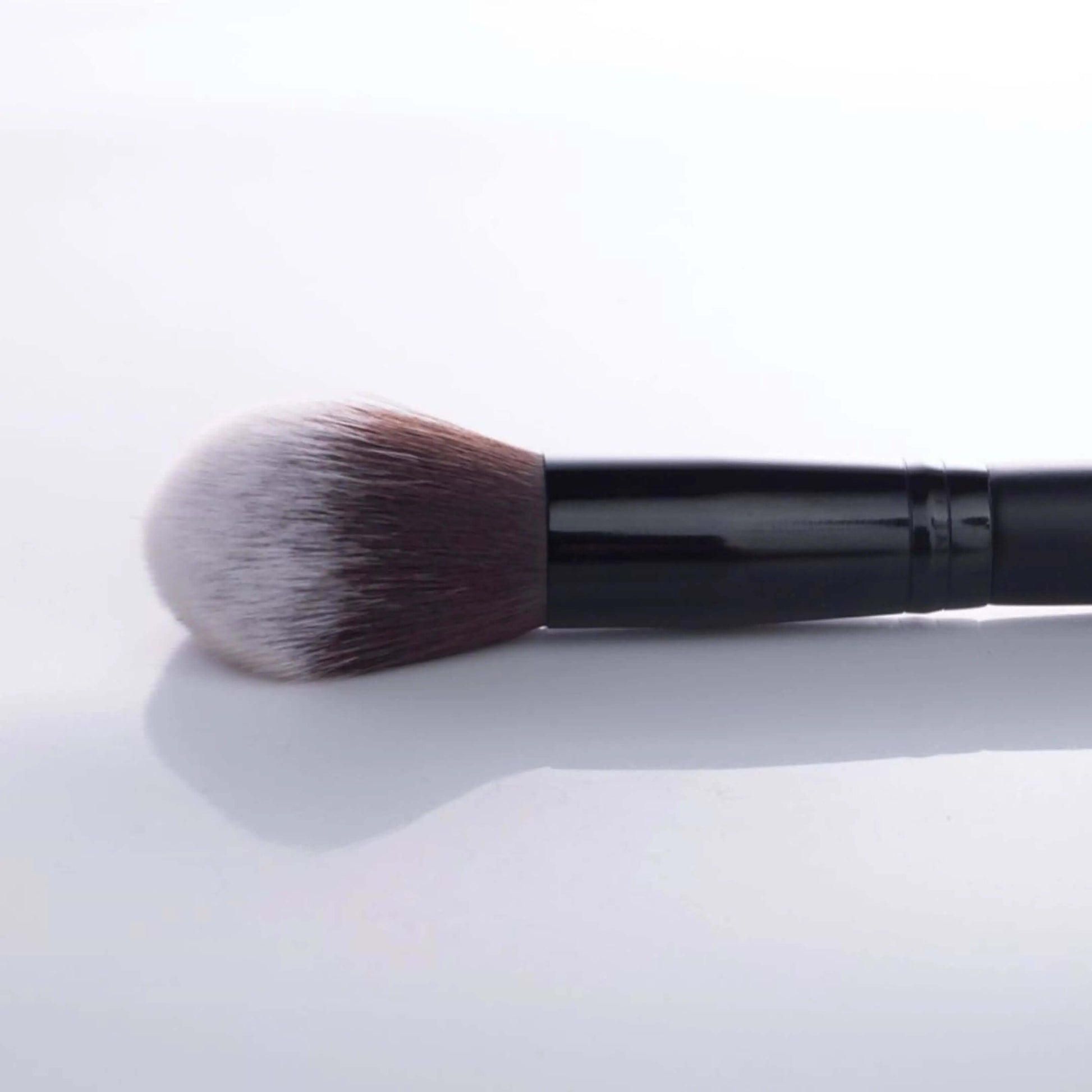 H&E (Hegai & Esther) Large Full Powder Brush - La Mimz Beauty & Fashion Store