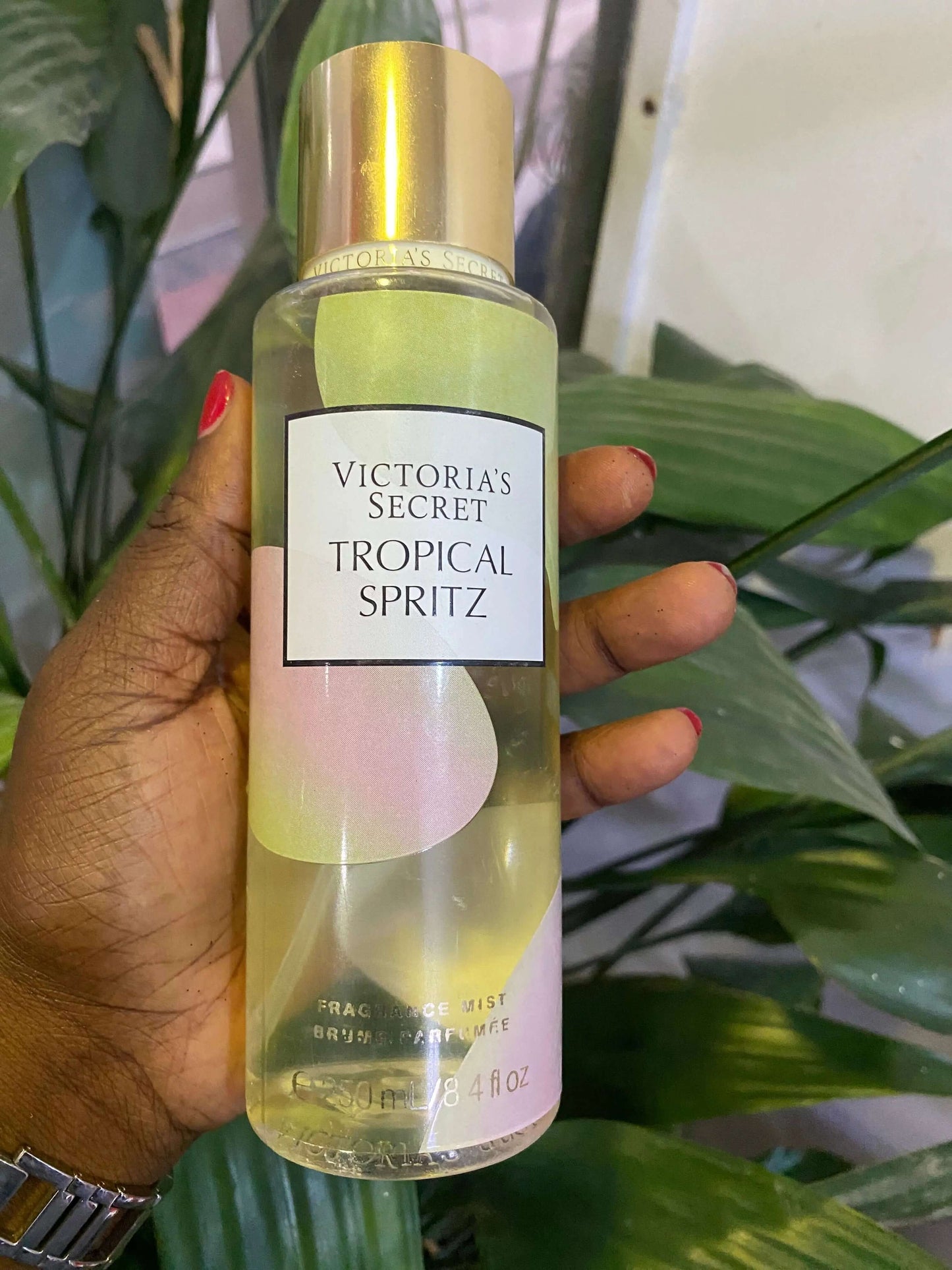 Victoria’s Secret Tropical Spritz Body Mist - La Mimz Beauty & Fashion Store