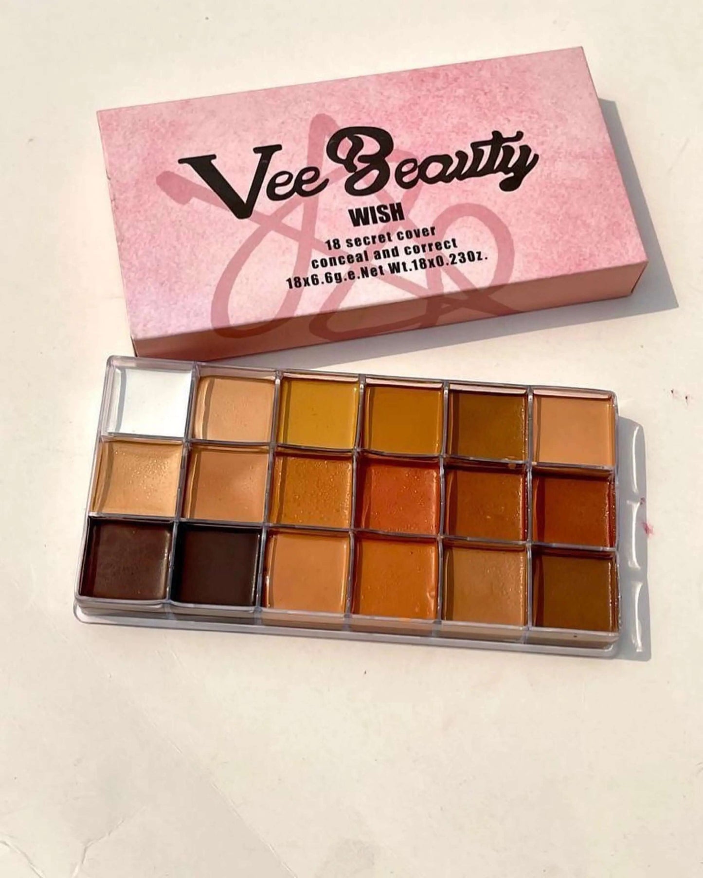 Vee Beauty 18 Colour Concealer Palette - La Mimz Beauty & Fashion Store